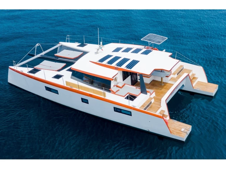 Motorboat hire in Split - Luna Luna 47 Power