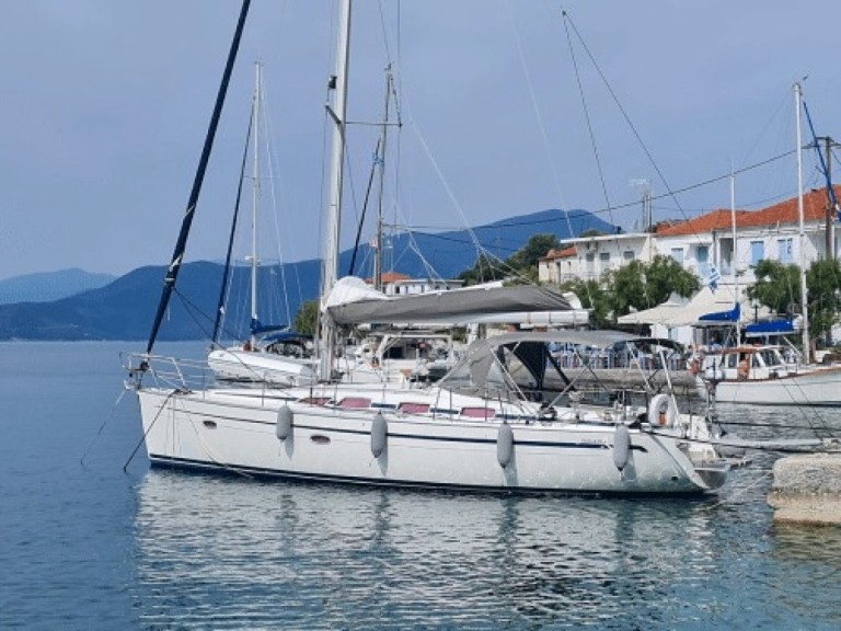 Hire Sailboat Bavaria with a boat licence