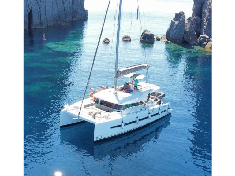 Catamaran hire in Palermo - Bali Bali 4.5