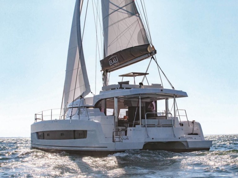 Catamaran to hire Palermo at the best price