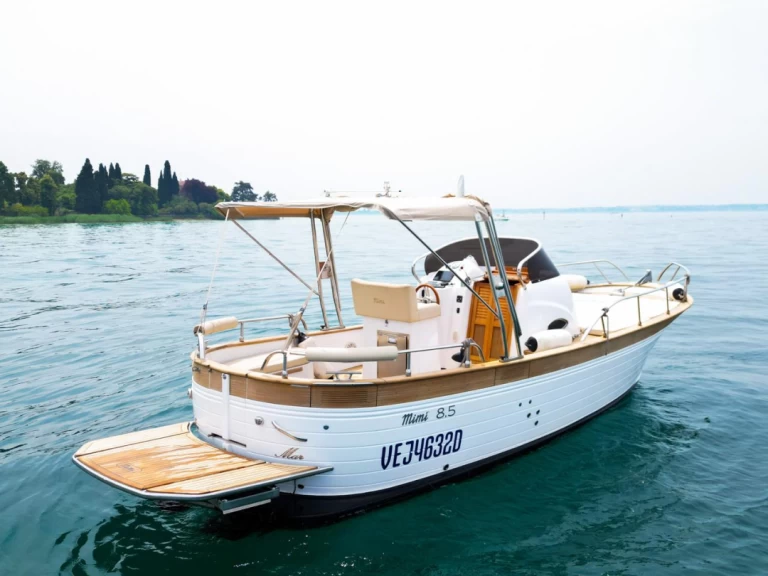 Motorboat hire in La Spezia - Mimi 8.50 WA