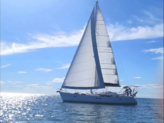 Hire Sailboat Bénéteau with a boat licence