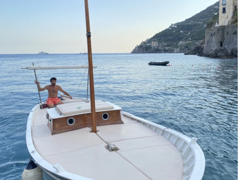 Hire Motorboat with or without skipper Apreamare Amalfi Coast