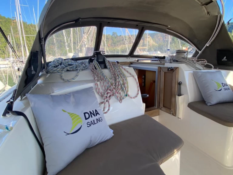 Charter a Bavaria Cruiser 46 in Marmaris on Samboat