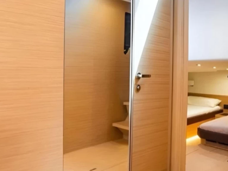 Motorboat to hire Ibiza Town at the best price