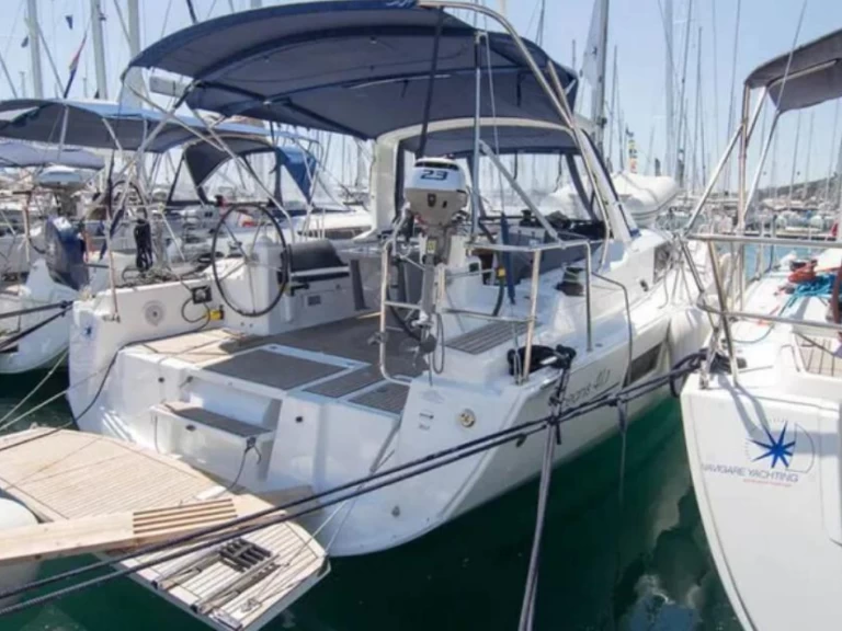 Yacht charter Gouvia - Bénéteau Oceanis 41.1 on SamBoat