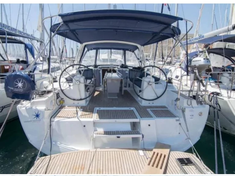 Yacht hire Gouvia cheap Oceanis 41.1