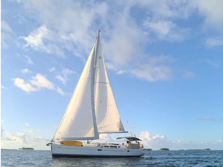 Yacht charter Marina deportiva de Menorca - Jeanneau Sun Odyssey 45 on SamBoat