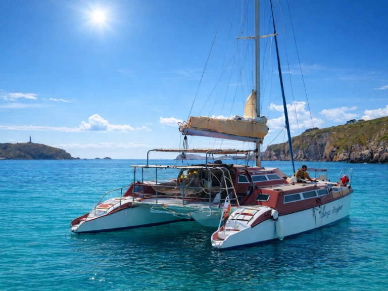 Yacht charter Sarzeau - Edel catamaran Edel Cat 37 on SamBoat