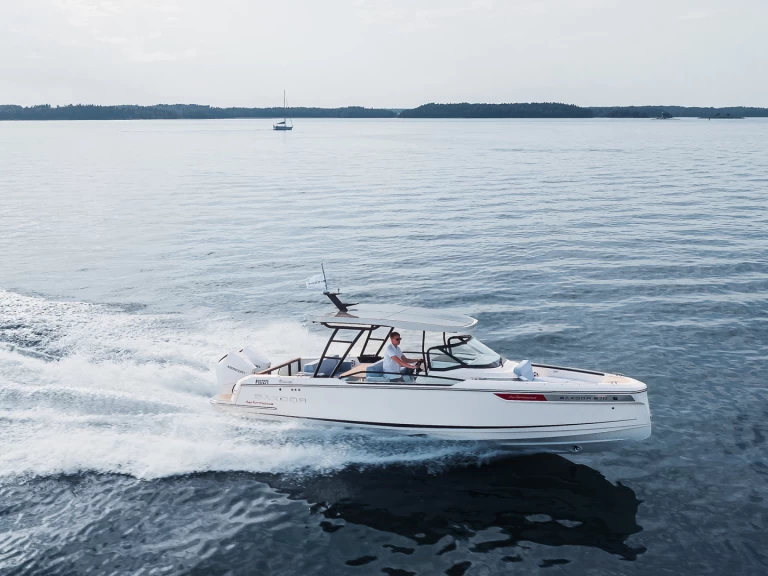 Motorboat to hire Anavyssos at the best price