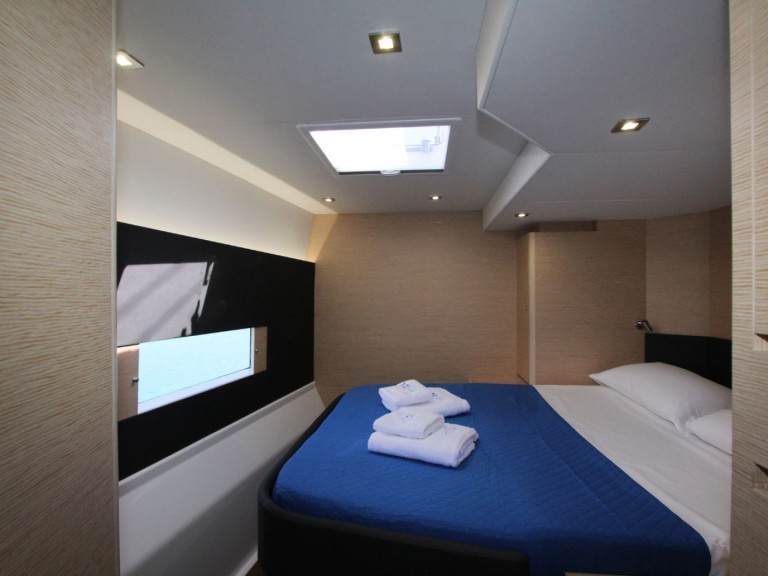 Charter a Dufour Dufour Catamarans 48 Sail in Olbia on Samboat