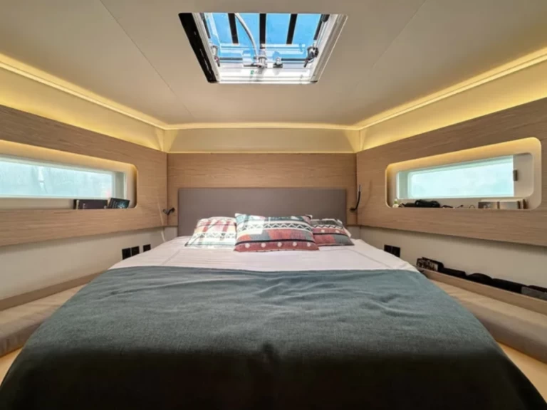 Charter a Bénéteau First 53 in Portisco on Samboat