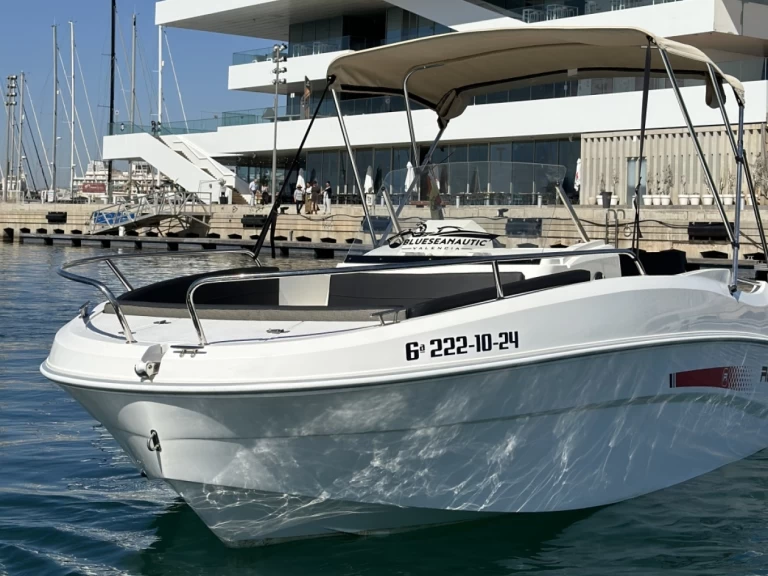 Yacht charter Valencia - Remus Remus 525SC on SamBoat