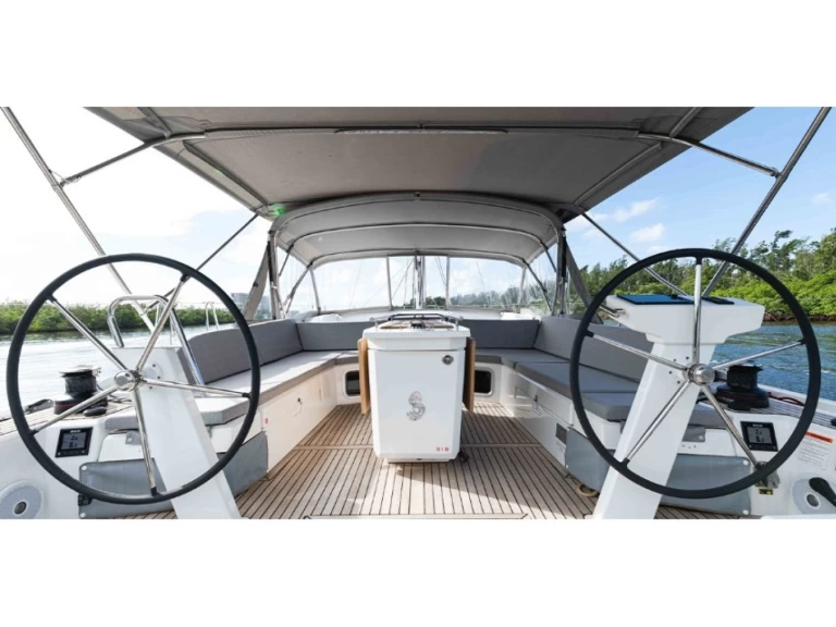 Yacht hire Lefkáda cheap Oceanis 51.1