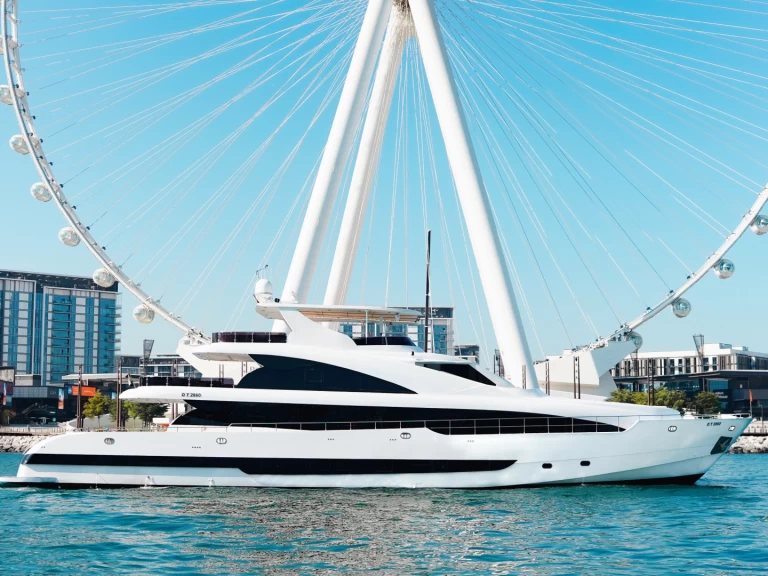 Sunseeker stardom charter bareboat or skippered in  Dubaï harbour