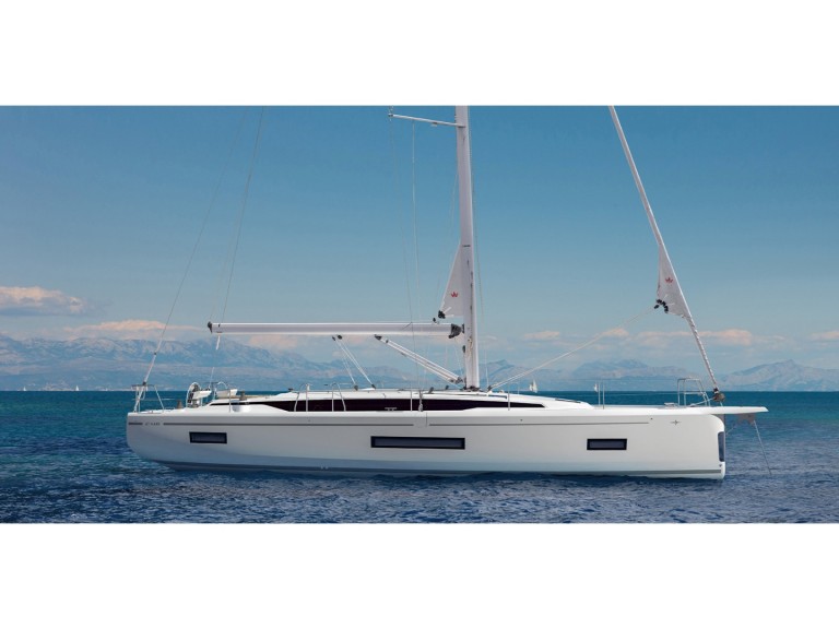 Charter a Bavaria Bavaria C46 in Sývota on Samboat