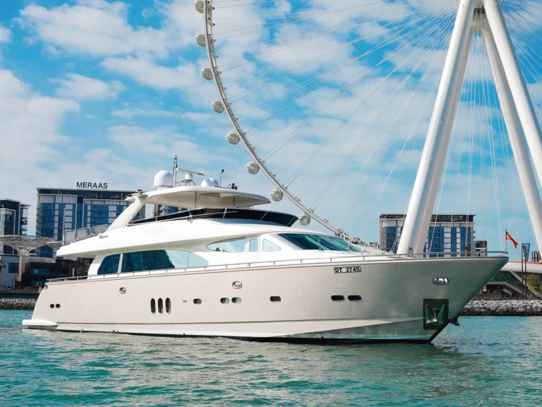 Hire a Sunseeker A3 Dubaï harbour