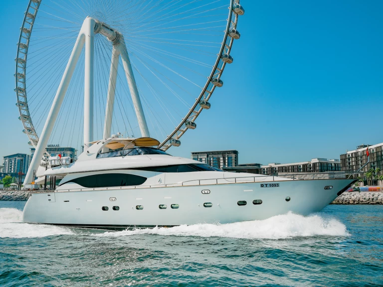 Yacht hire Dubaï harbour cheap X8