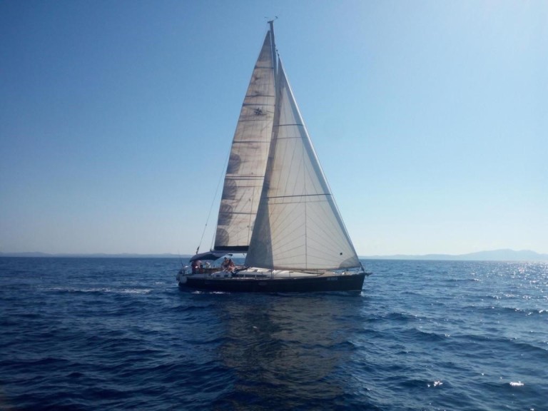 Hire Sailboat with or without skipper Jeanneau Pisticci