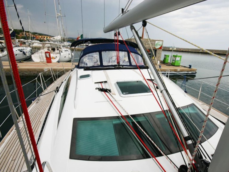Jeanneau Sun Odyssey 54 DS charter bareboat or skippered in  Pisticci