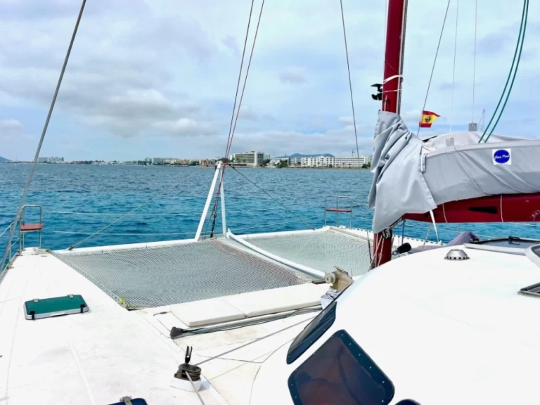 Catamaran hire in Marina Formentera - Midi Multicoques Tagomago