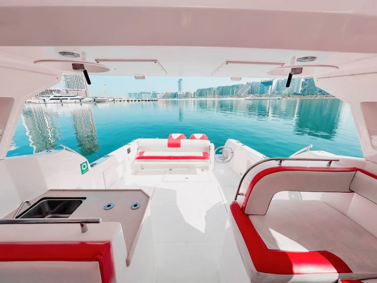 Yacht hire Dubaï harbour cheap X5