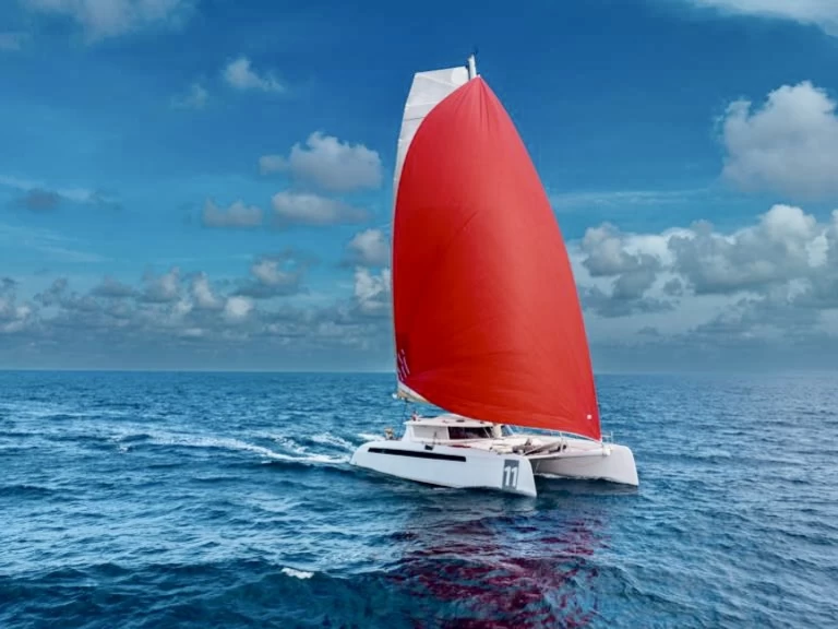 Hire Catamaran with or without skipper ALIBI Pianottoli-Caldarello