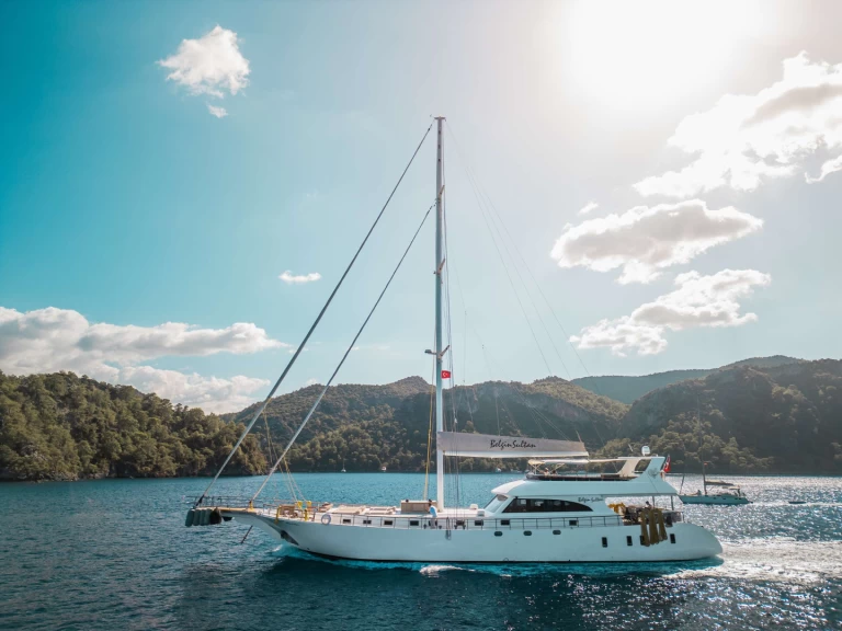 Charter a Custom Belgin Sultan in Fethiye on Samboat