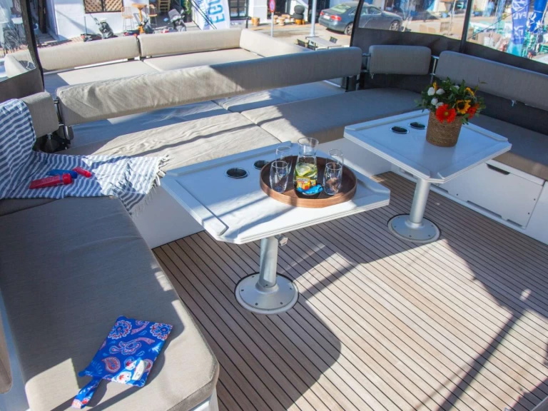 Luxury Yacht hire in Lávrio - Bali Fortune One