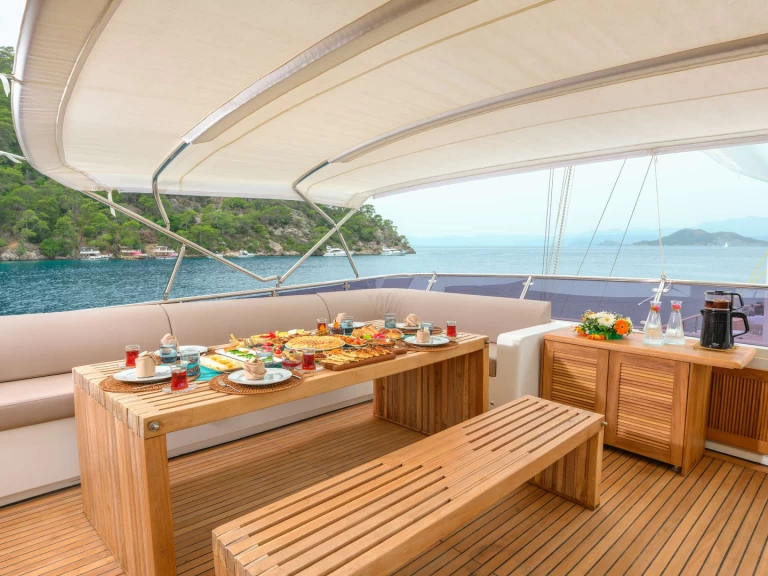 Luxury Yacht hire in Fethiye - Custom Belgin Sultan
