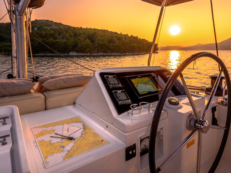 Charter a Lagoon Lagoon 450 F in Trogir on Samboat