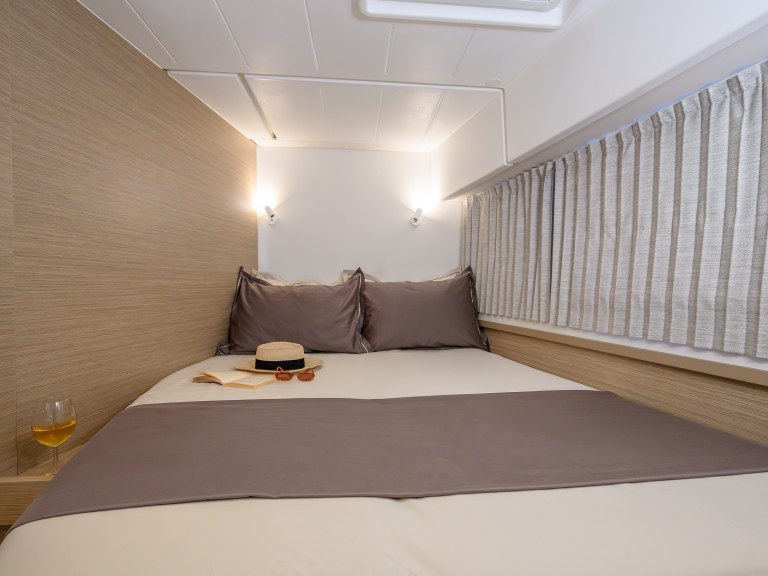 Hire Catamaran with or without skipper Lagoon Trogir