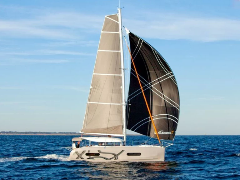 Hire a EXCESS 11 GWALARN EXCESS 11 GWALARN La Trinité-sur-Mer