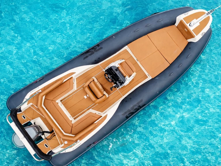 Hire RIB Bsc with a boat licence