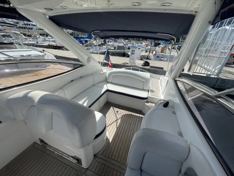 Hire a Sunseeker superhawk 34 Beaulieu-sur-Mer