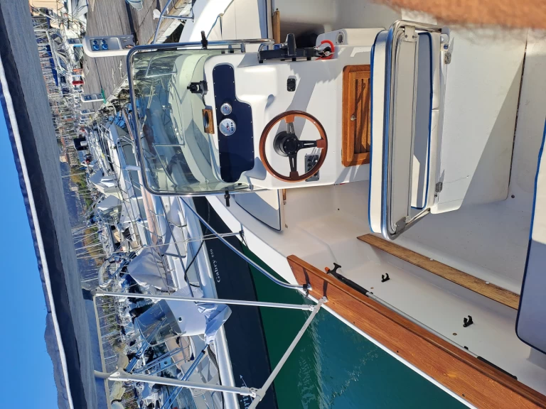 Motorboat hire in La Spezia - Ranieri Azzura