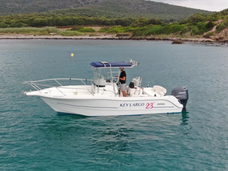 Hire a Sessa Marine Key Largo 23 Macinaggio