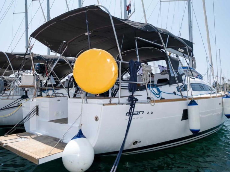 Hire Sailboat with or without skipper Elan Pula