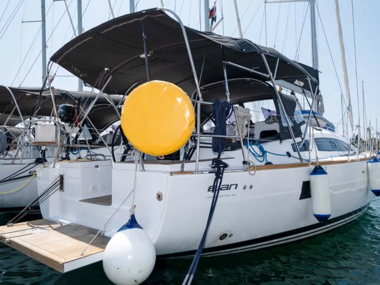 Hire Sailboat with or without skipper Elan Pula