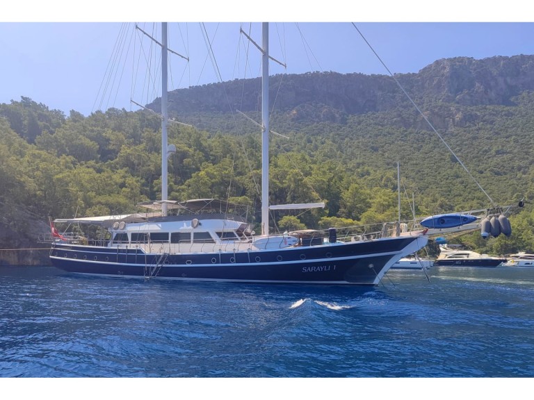 Hire a  Gulet 35m / 115ft Marmaris