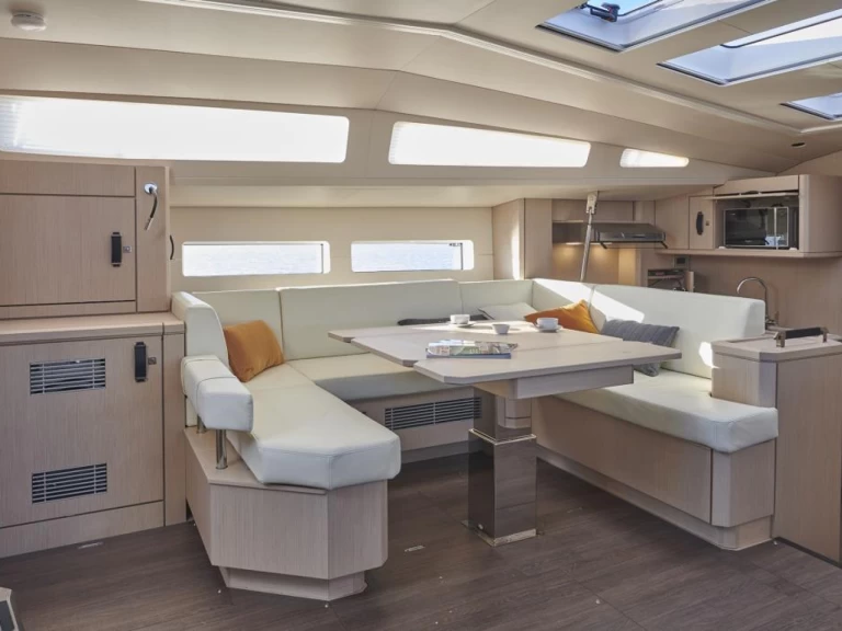 Sailboat hire in Néa Péramos - Jeanneau Jeanneau 60