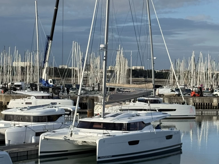 Hire a Fountaine Pajot Elba 45 Road Town