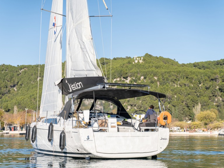 Yacht hire Skradin cheap Oceanis 37.1