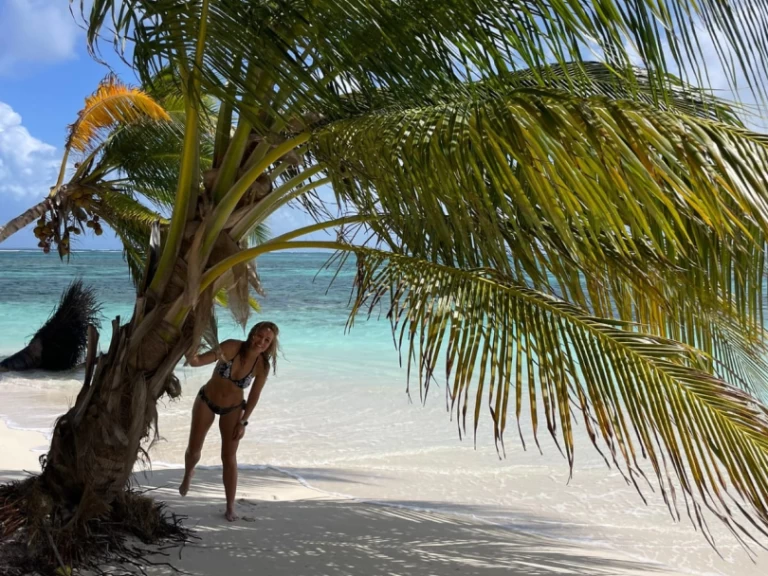 Hire Sailboat with or without skipper Jeanneau Golfo de San Blas