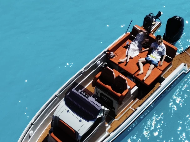 Hire Motorboat with or without skipper Protagon Zakynthos