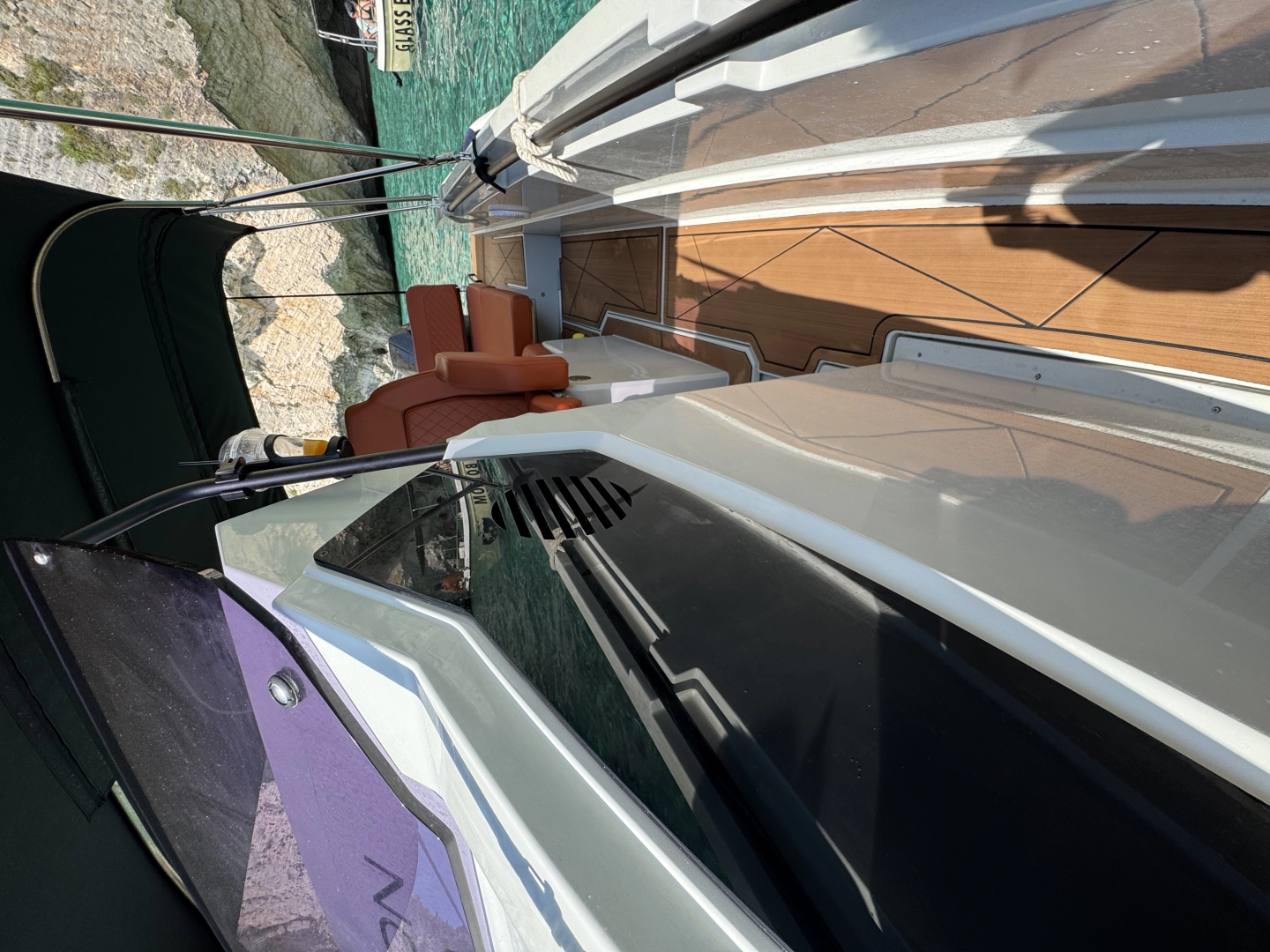 Motorboat to hire Zakynthos at the best price