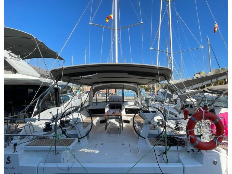 Yacht charter Palma de Mallorca - Bénéteau Oceanis 51.1 on SamBoat
