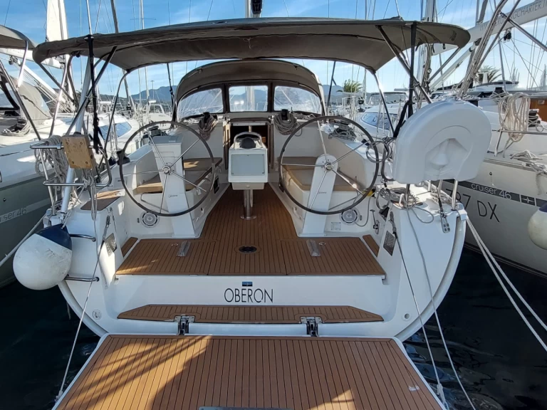 Sailboat hire in Olbia - Bavaria Cruiser 41