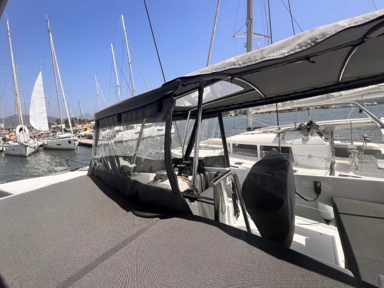 Hire Catamaran with or without skipper Fountaine Pajot Olbia