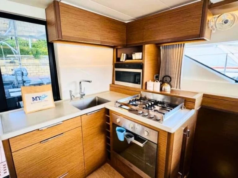 Yacht charter Olbia - Lagoon Lagoon 50 on SamBoat